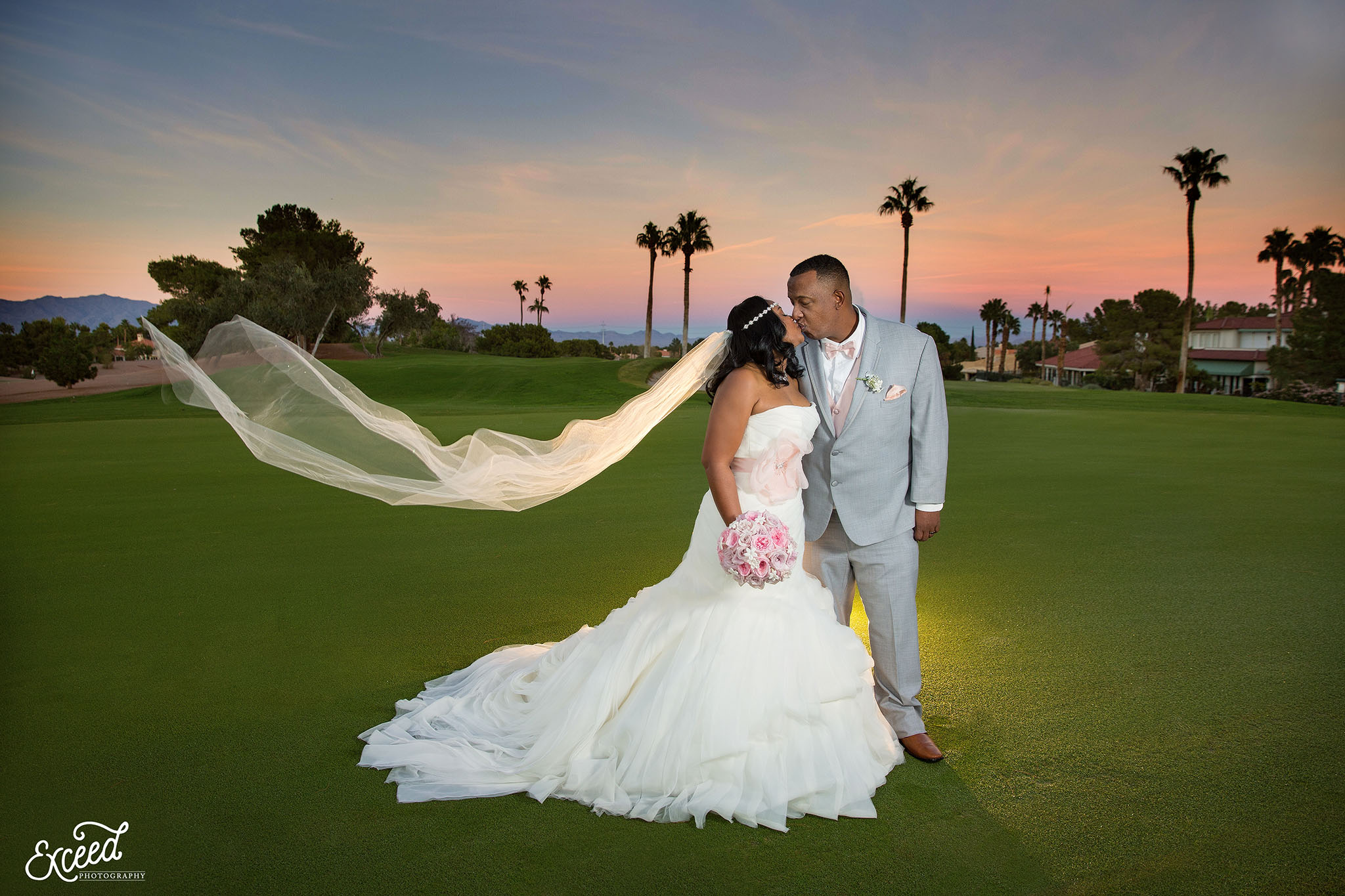 sunset at the golf course, gold course wedding photos 